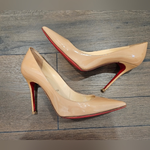 Christian Louboutin Women's Tan Patent Pumps - Size 36 1/2 - Picture 8 of 15